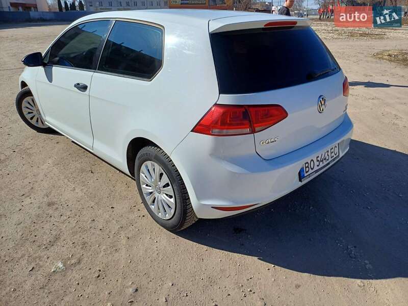 Хетчбек Volkswagen Golf 2013 в Тернополі