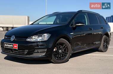 Универсал Volkswagen Golf 2015 в Львове