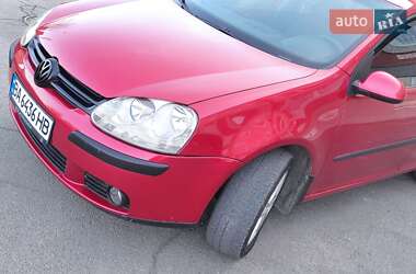 Хэтчбек Volkswagen Golf 2005 в Умани