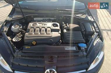 Универсал Volkswagen Golf 2017 в Боярке