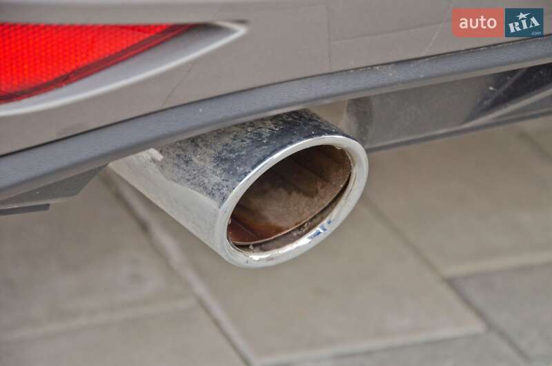 Універсал Volkswagen Golf 2015 в Сарнах