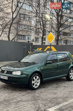 Хэтчбек Volkswagen Golf 2000 в Харькове