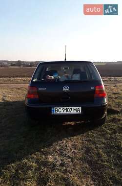 Хетчбек Volkswagen Golf 2003 в Пустомитах