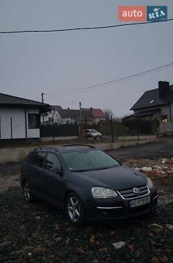 Универсал Volkswagen Golf 2009 в Луцке