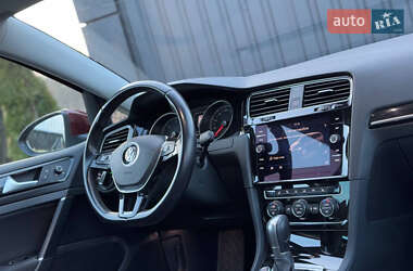 Універсал Volkswagen Golf 2019 в 