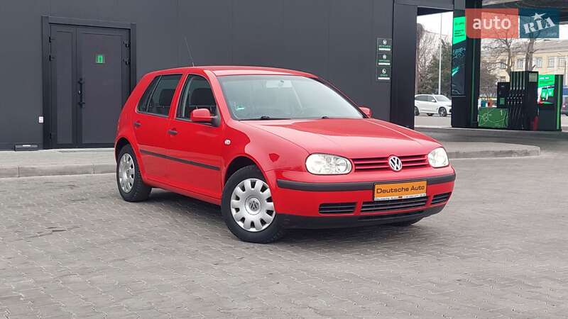 Хетчбек Volkswagen Golf 2003 в Одесі