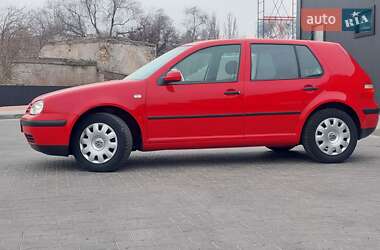 Хетчбек Volkswagen Golf 2003 в Одесі