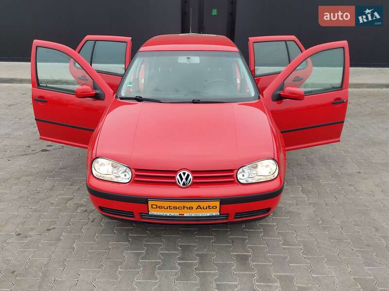 Хетчбек Volkswagen Golf 2003 в Одесі