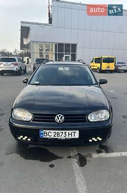 Универсал Volkswagen Golf 2003 в Львове