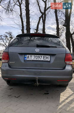 Універсал Volkswagen Golf 2010 в 
