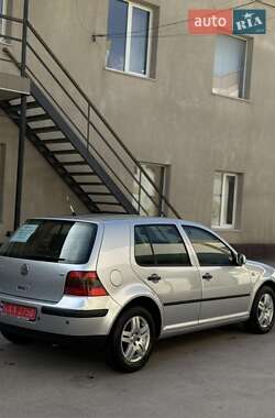 Хэтчбек Volkswagen Golf 2002 в Каменец-Подольском