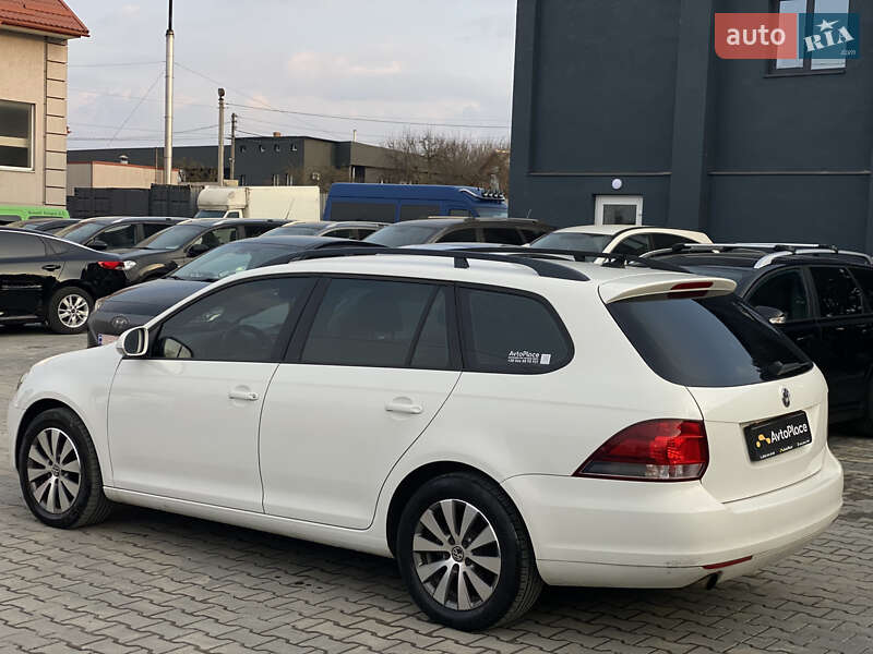 Универсал Volkswagen Golf 2011 в Луцке