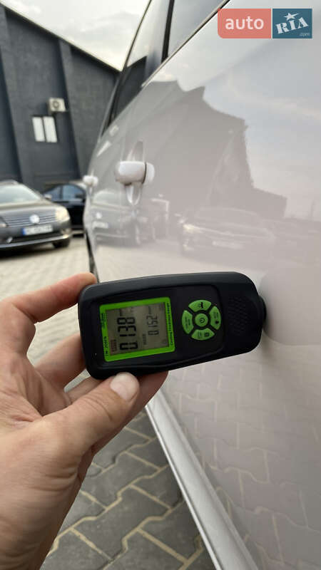 Универсал Volkswagen Golf 2011 в Луцке