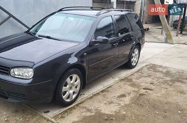 Универсал Volkswagen Golf 1999 в Черновцах