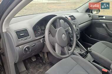 Хэтчбек Volkswagen Golf 2004 в Славуте