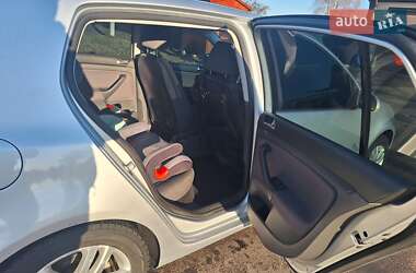 Хэтчбек Volkswagen Golf 2008 в 