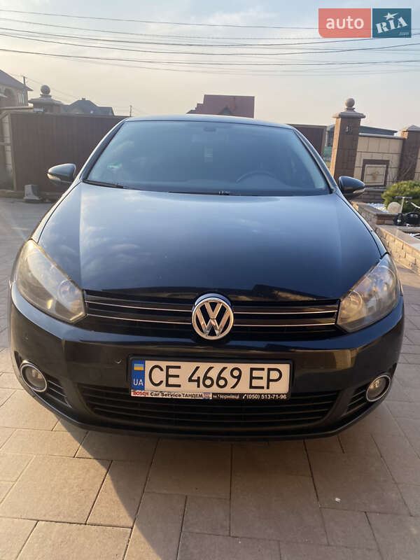 Хетчбек Volkswagen Golf 2009 в Чернівцях
