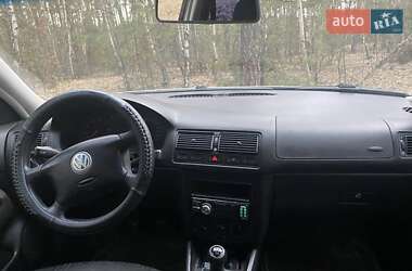 Універсал Volkswagen Golf 2005 в Охтирці