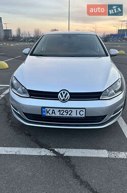 Хетчбек Volkswagen Golf 2013 в Києві