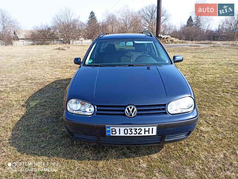 Універсал Volkswagen Golf 2001 в Диканьці