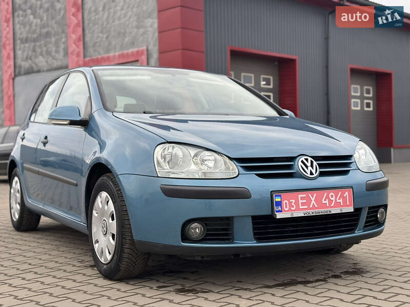 Хэтчбек Volkswagen Golf 2006 в Лубнах