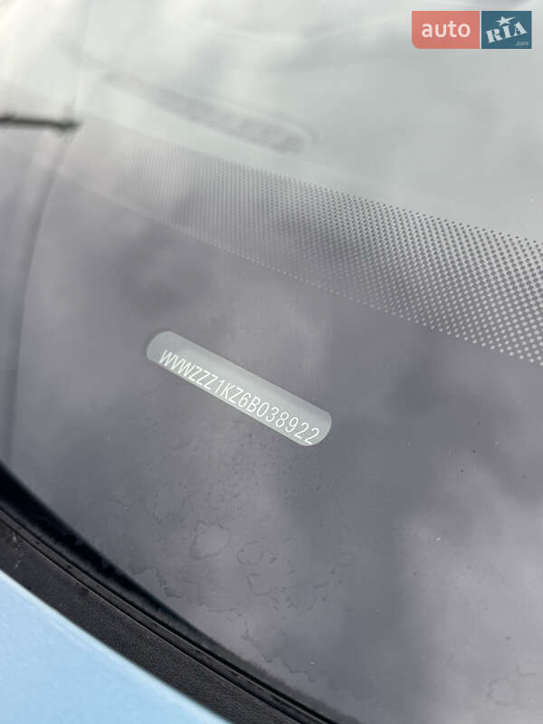 Хэтчбек Volkswagen Golf 2006 в Лубнах