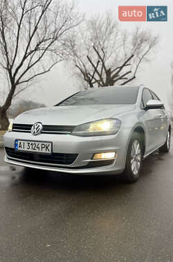 Универсал Volkswagen Golf 2014 в Киеве