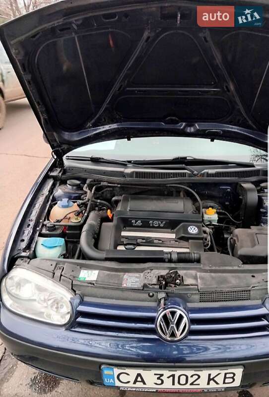 Хэтчбек Volkswagen Golf 2000 в Новомосковске