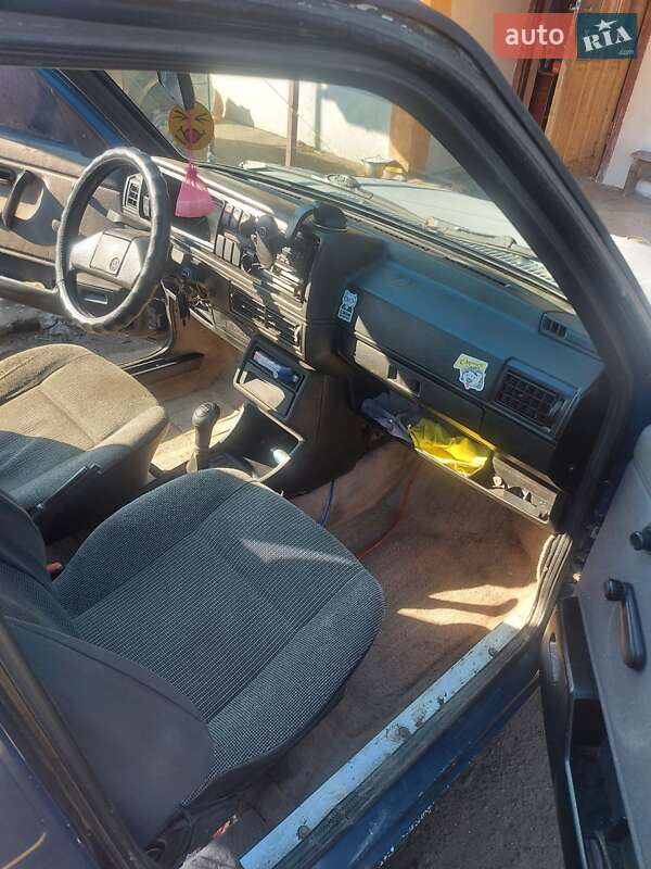 Хэтчбек Volkswagen Golf 1989 в Виннице