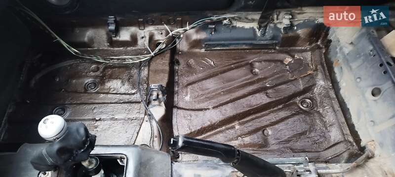 Універсал Volkswagen Golf 1998 в Здолбуніві