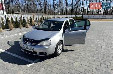 Хэтчбек Volkswagen Golf 2008 в 