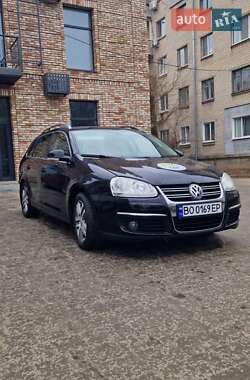 Універсал Volkswagen Golf 2008 в Дніпрі