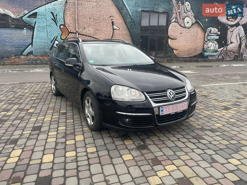 Універсал Volkswagen Golf 2009 в Луцьку