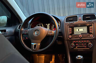 Универсал Volkswagen Golf 2010 в Дрогобыче