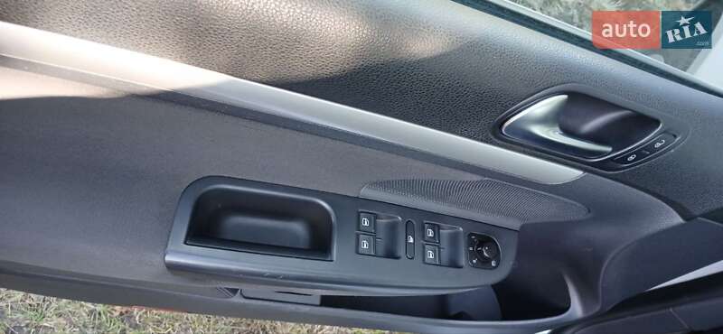 Хэтчбек Volkswagen Golf 2008 в Шишаки фото 5 Хэтчбек Volkswagen Golf 2008 в Шишаки