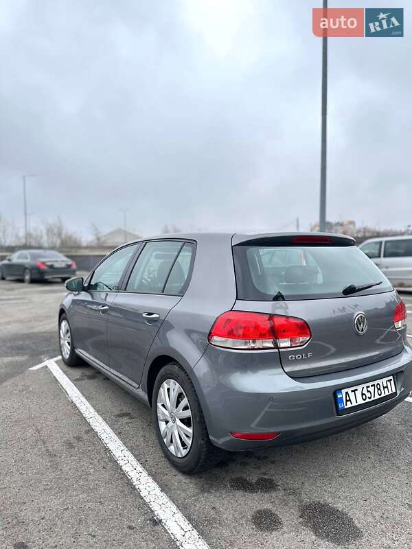 Хетчбек Volkswagen Golf 2009 в Івано-Франківську