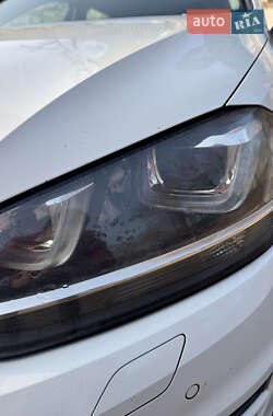 Универсал Volkswagen Golf 2014 в 