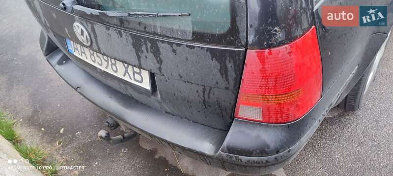 Універсал Volkswagen Golf 2001 в Києві