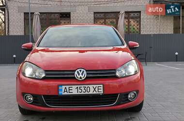 Хэтчбек Volkswagen Golf 2012 в 