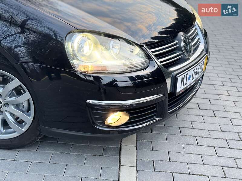 Универсал Volkswagen Golf 2007 в Шепетовке