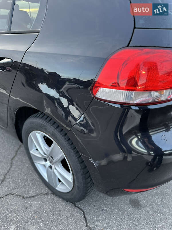 Хэтчбек Volkswagen Golf 2008 в Белой Церкви