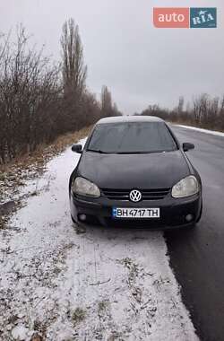 Хэтчбек Volkswagen Golf 2006 в 