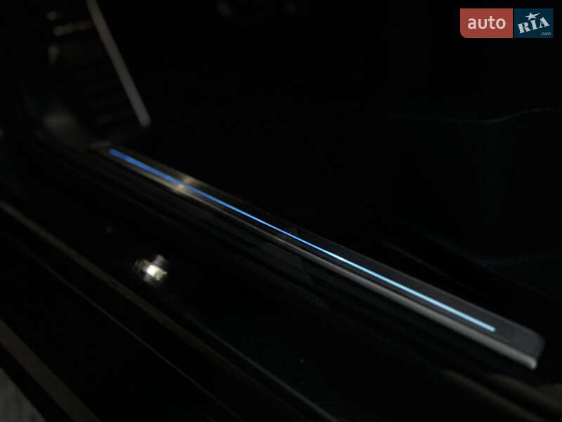 Хэтчбек Volkswagen Golf 2015 в Житомире