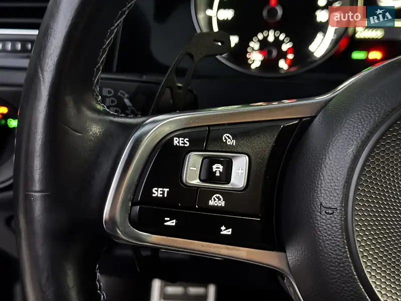 Volkswagen Golf 2015 VIN WVWZZZAUZFW805440 фото оголошення 30 з 86