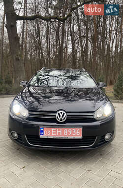 Універсал Volkswagen Golf 2010 в 
