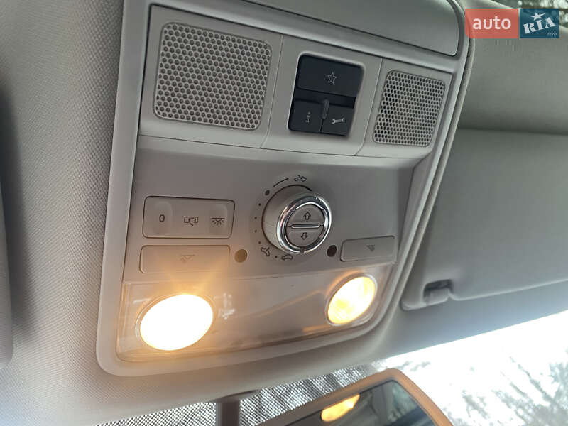 Универсал Volkswagen Golf 2010 в Луцке