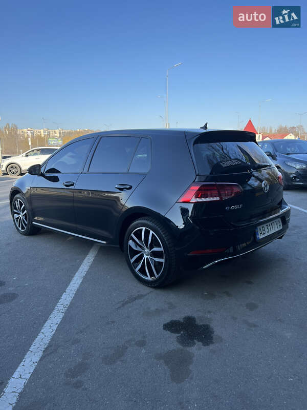 Хетчбек Volkswagen Golf 2020 в Вінниці