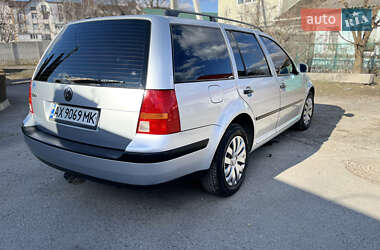 Универсал Volkswagen Golf 2000 в 