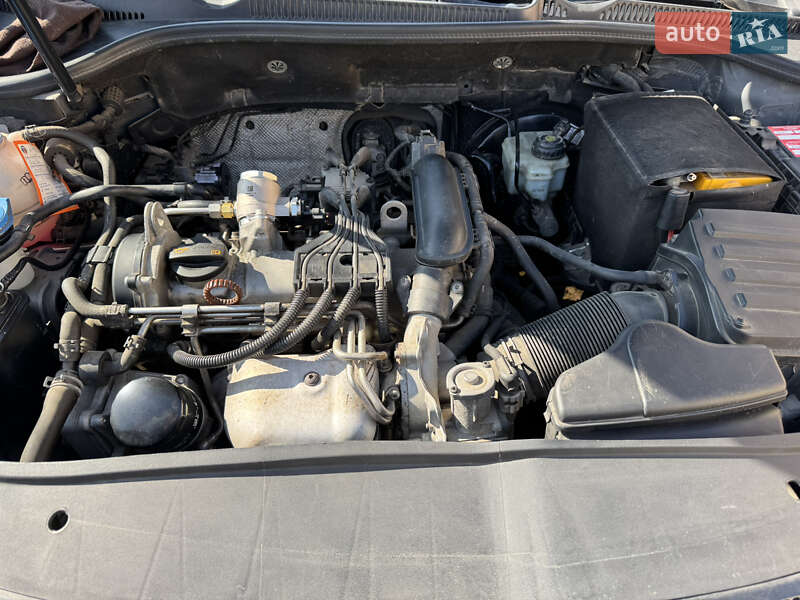 Хетчбек Volkswagen Golf 2012 в Крижополі