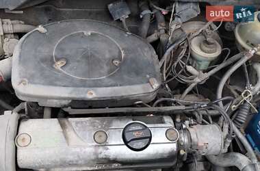 Хэтчбек Volkswagen Golf 1996 в 